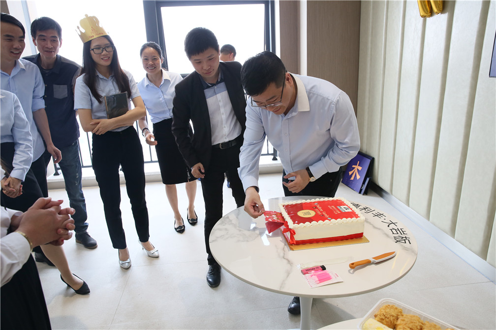 “凝聚力量，共創輝煌”德利豐家居月度總結暨(圖18)